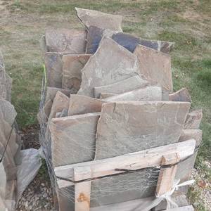 1 Pallet of&nbspFull-Color Bluestone, Irregular Sizes, 3,184 LBS