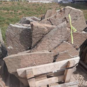 1 Pallet of&nbspFull-Color Bluestone, Irregular Sizes, 3,672 LBS