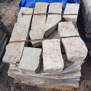 1 Pallet of Limestone Wall Stone - 2 tons