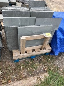 1 Pallet of Bluestone Natural Cleft Pavers, 1 - 200 sq. ft.&nbsp