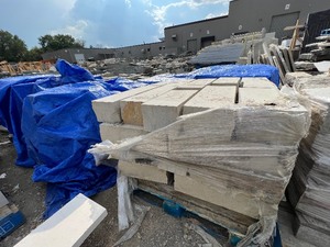 1 Pallet of Limestone Wall Stone - 2 tons