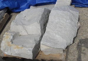 1 Pallet of&nbspLimestone Blocks, 1,328 LBS