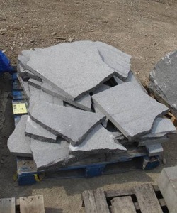 1 Pallet of&nbspGranite Slabs, 1 Ton