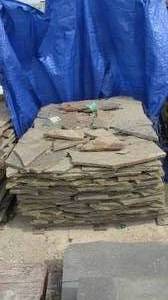 1 Pallet of Irregular Stone, 2 Ton, Varied Sizes