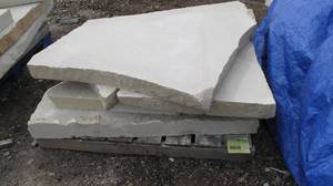 1 Pallet of Limestone Slabs -&nbsp&nbsp30 Sq. Ft