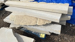 1 Pallet of Limestone Slabs -&nbsp&nbsp20 Sq. Ft