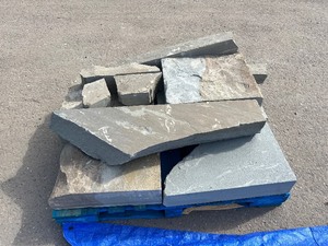 1 Pallet of Bluestone Block
