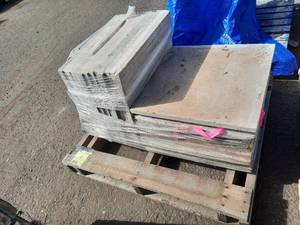 1 Pallet of (25) Paving,  24 x 24