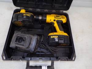 18V Dewalt Drill, Charger and Battery