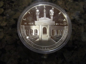 lot 57 image: 1984-S Los Angeles 23rd Olympiad (Colloseum) Commemorative Silver Dollar