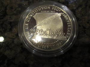 lot 61 image: 1987-S US Constitution 200th Anniversary Commemorative Silver Dollar