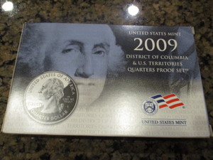 lot 82 image: 2009 US Mint District of Columbia and US Territories Set