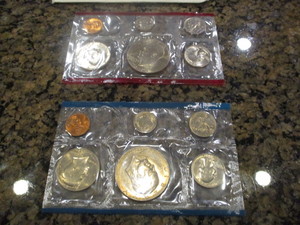 lot 86 image: 1976 Philadelphia and Denver US Mint Set