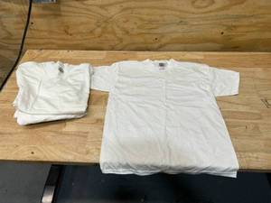 lot 94 image: DELTA PRO WEIGHT Lot 7- White T-Shirts- Youth Large