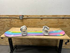 lot 22 image: SIGNAL Park Platinum Snowboard