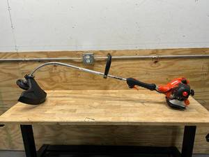 lot 3 image: ECHO 21.2 cc Gas 2-Stroke Curved Shaft String Trimmer with Rapid-Loader Trimmer Head