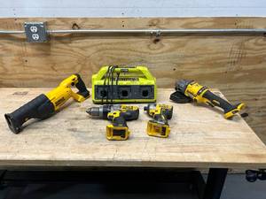 lot 87 image: Lot of Non-Working Tools