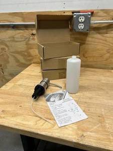 lot 71 image: AUTOLY Lot of 3- Soap Dispensers for Kitchen Sink