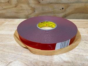 lot 36 image: 3M Roll of 1 VHB (very high bond) Tape