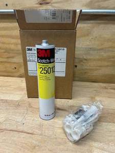 lot 40 image: 3M Case of 5 Tubes of- Scotch-Weld PUR Adhesive EZ250120, Off-White