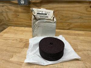 lot 49 image: MARVEL Case of Aluminum Oxide Resin Fibre Discs (Qty 25)