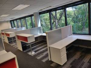 (5) Steelcase Cubicles, Includes As...