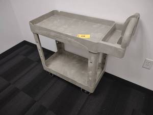 Rubbermaid Cart...