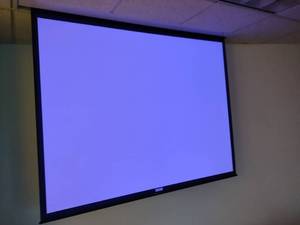 Da-Lite Power Projector Screen, 67x...