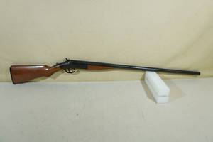 lot 7 image: Hopkins & Allen 12 Gauge Single Shot Shotgun - 30 Barrel