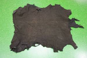lot 61 image: 2 Deer Hides