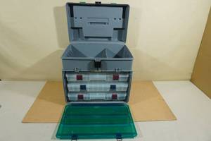 lot 113 image: Plano Guide Series Tackle Box
