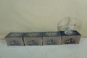 lot 132 image: 4 Lucky Shot Pint Glasses with Bullet Zombie