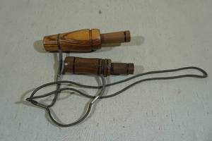 lot 158 image: Vintage Wood Duck & Goose Calls