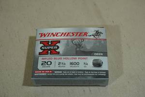 lot 223 image: 5 Winchester Super-X 20 Gauge 2-34 Rifled Hollow Point Slugs