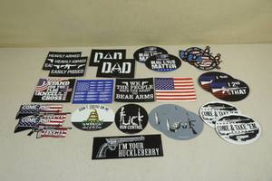 lot 24 image: Assorted Pro Gun2nd Amendment Magnets