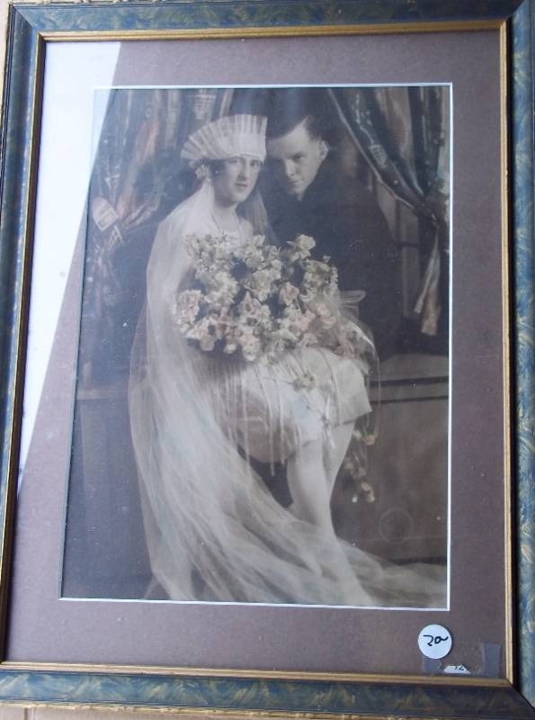 lot 20 image: Wedding Photo
