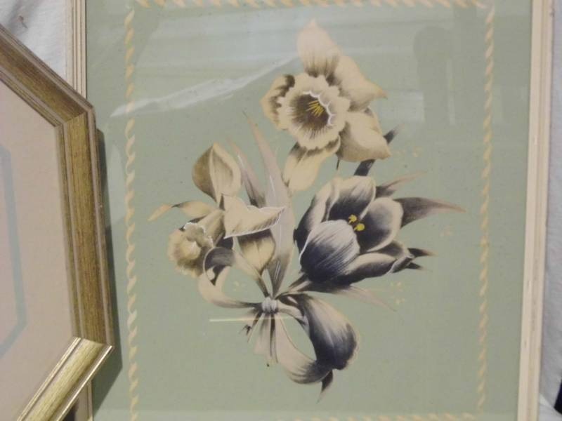 lot 140 image: Floral