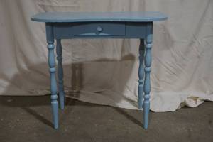 vintage make up table