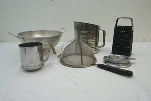vintage aluminum cookware