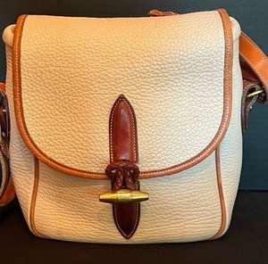 lot 28 image: Vintage Dooney and Bourke Leather Handbag