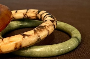 lot 34 image: Three Vintage Bangle Bracelets