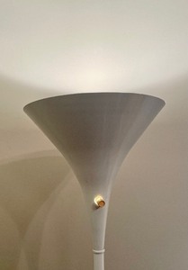 lot 179 image: Fine White Floor Lamp