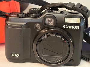 lot 70 image: Canon G10 Powershot Digital Camera with Bag