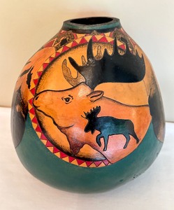lot 86 image: Artisan Painted Gourd