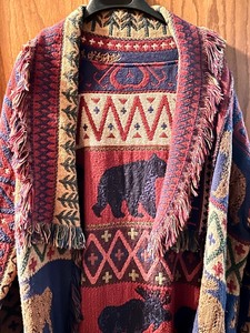 lot 203 image: Ladies Vintage Southwest Style Blanket Coat
