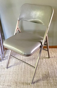 lot 230 image: Four Fine Vintage Folding Chairs