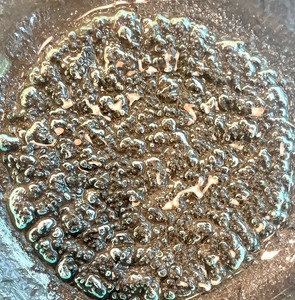 lot 265 image: Gorgeous Glass Bowl