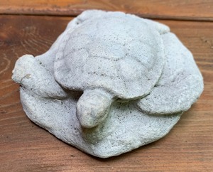 lot 249 image: Set of 3 Clay, Resin, Sandstone Outdoor Decorative Turtles