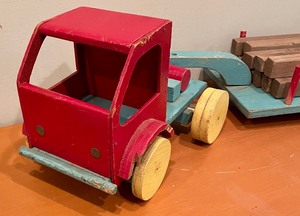 lot 297 image: Vintage Wooden Toy Truck