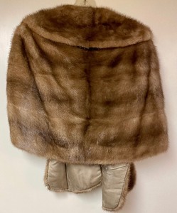 lot 320 image: Vintage Fur Shrug by Donaldsons